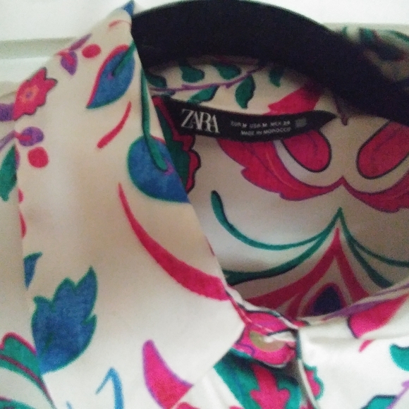 Zara flower blouse - Picture 3 of 4